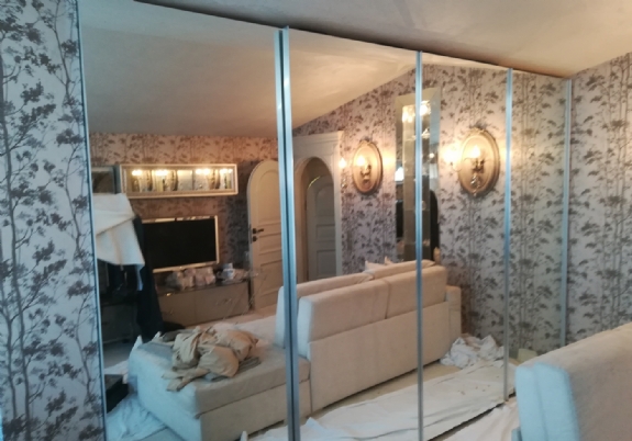 Cam Kapaklı Raydolap