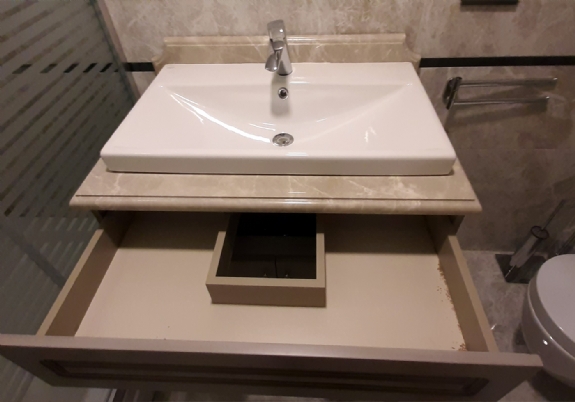 Çekmeceli Banyo Dolabı
