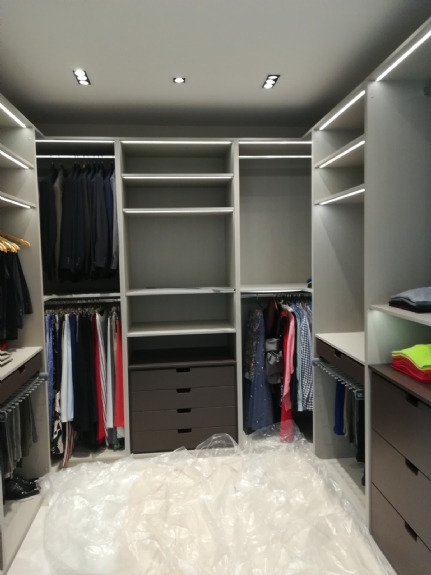 Giyinme Odası Özel Tasarım