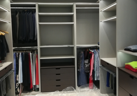 Giyinme Odası Özel Tasarım