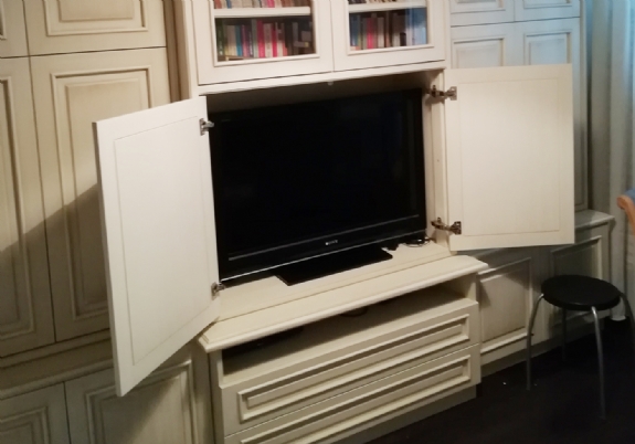 Kapaklı TV Ünitesi
