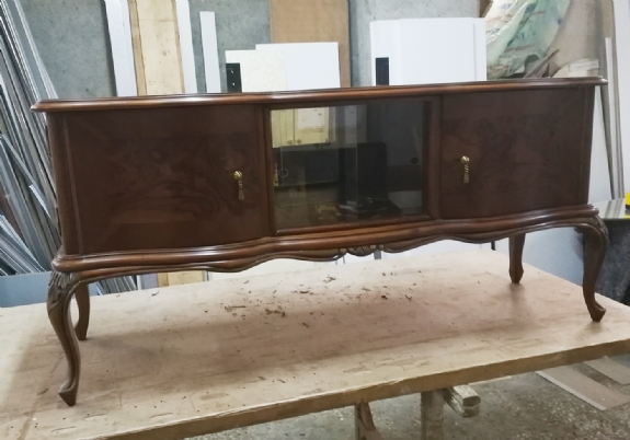 Kaplamalı TV Ünitesi