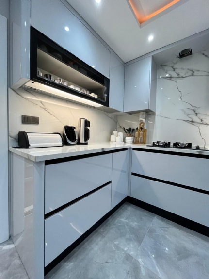 Köşe Mutfak Dolabı