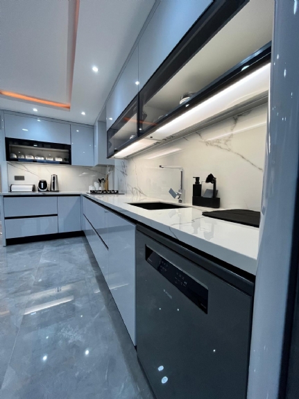 Köşe Mutfak Dolabı