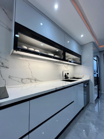 Köşe Mutfak Dolabı