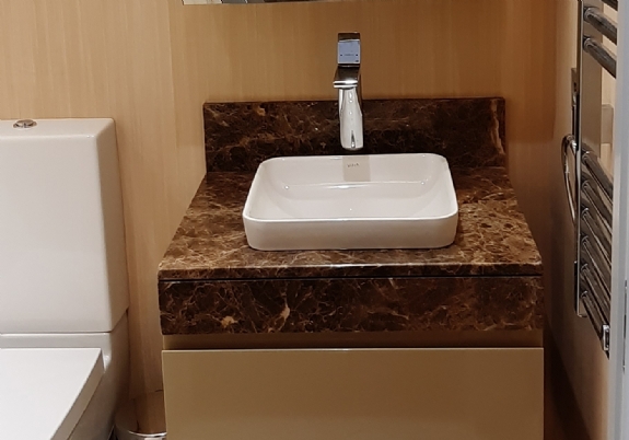 Minik Banyo Dolabı